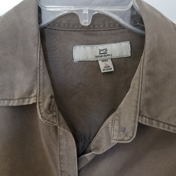 Thread and Supply button up tunic - Picture 2 of 8